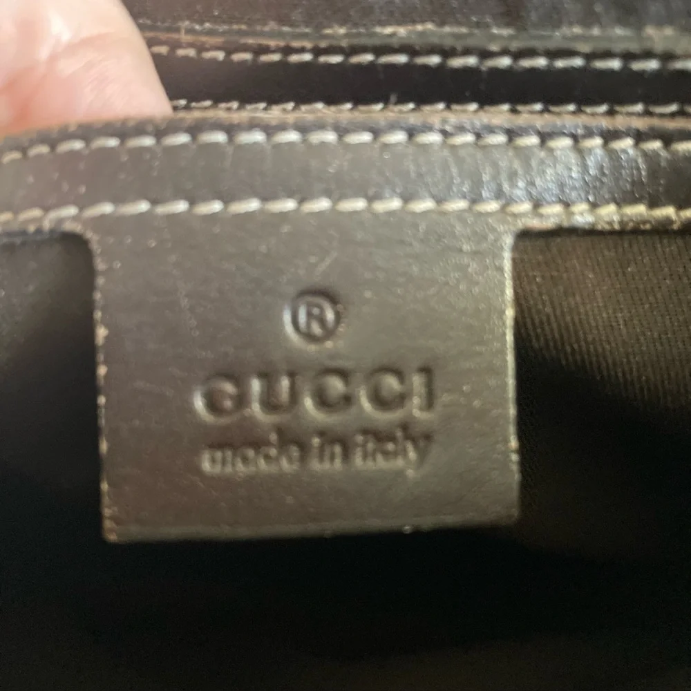 SOLD!  Gucci Flap Messenger GG Coated Canvas bag - Picture 12 of 15